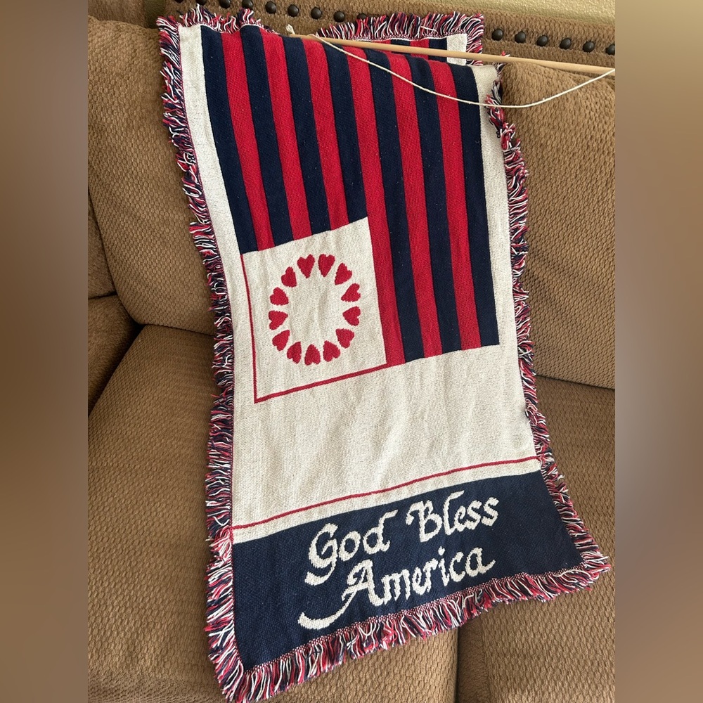 Vintage Patriotic Woven Throw Blanket - God Bless America